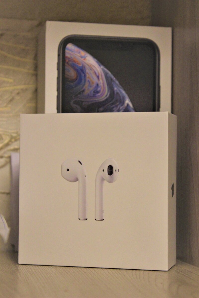 Коробка Apple AirPods 2.