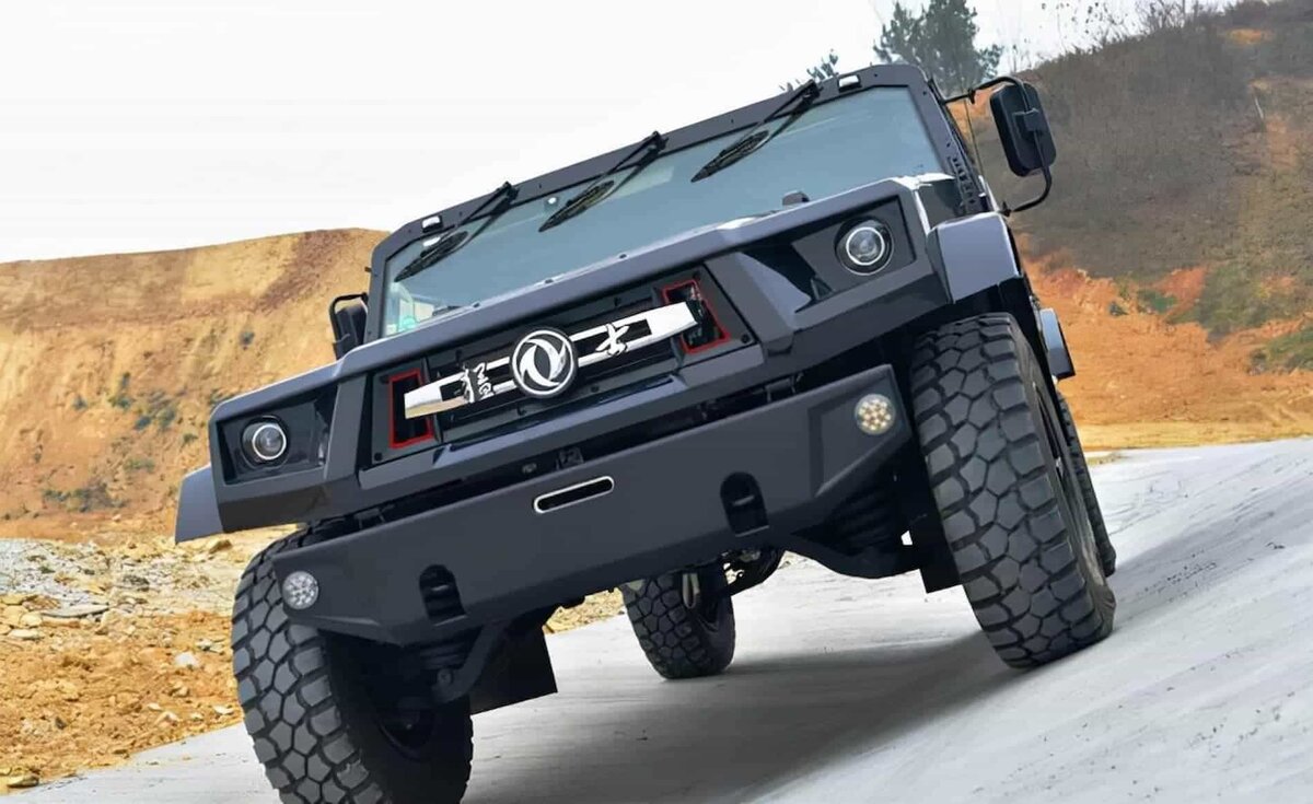 Dongfeng Warrior M50 - предшественник электрического внедорожника М18
