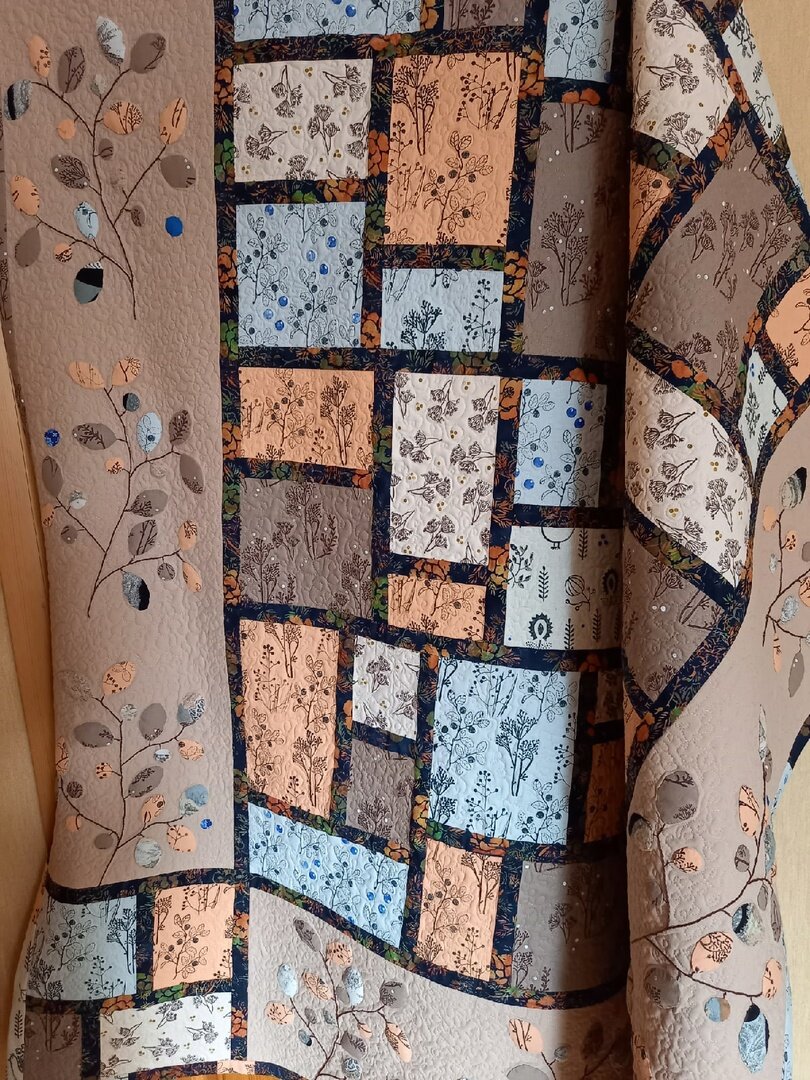 Листайте вправо