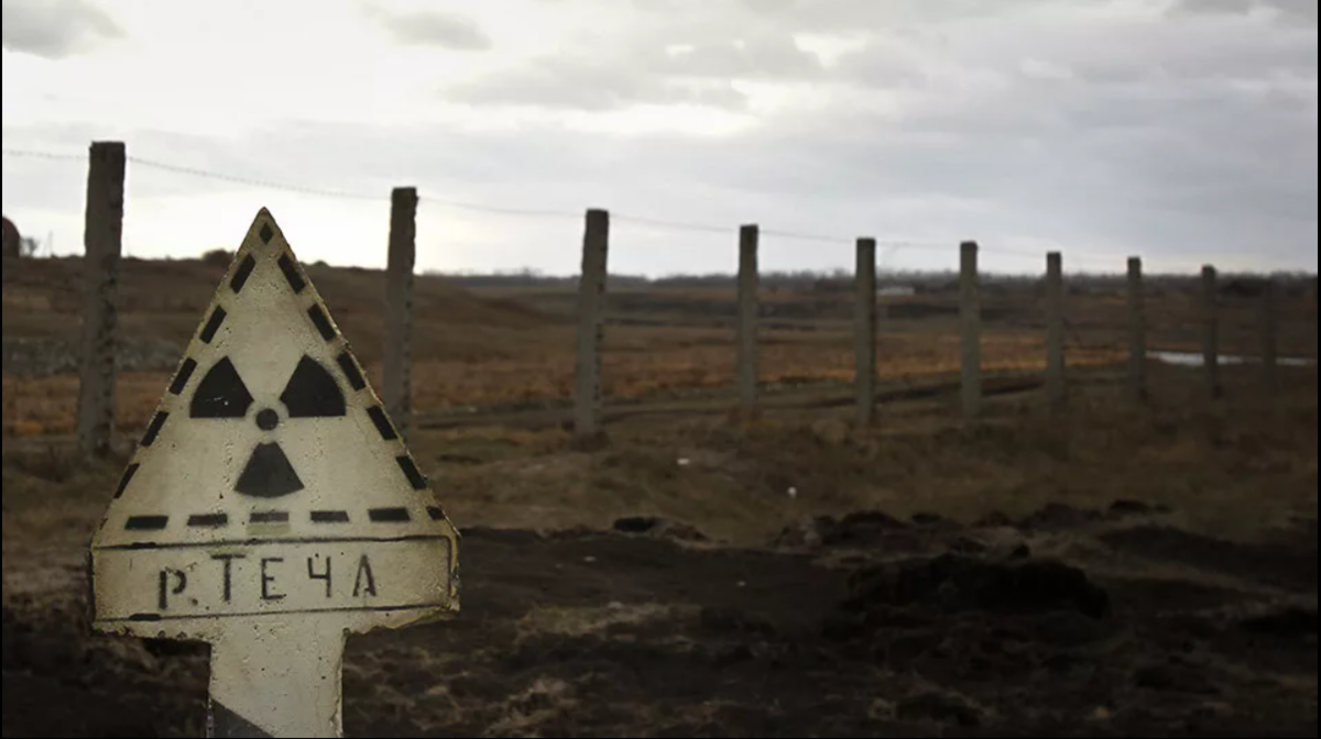 Сброс отходов в реку теча. Кыштымская ядерная катастрофа. Маяк Теча авария 1957. Кыштымская катастрофа 1957 года. Кыштымская авария 1957 года.