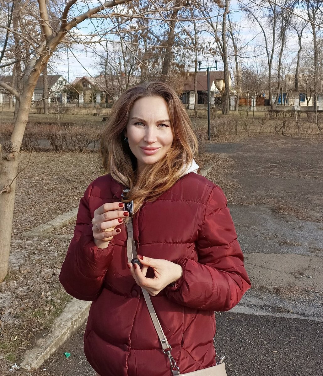 Что в сумочке у женщины? В моей эфирное масло:) Фото автора.