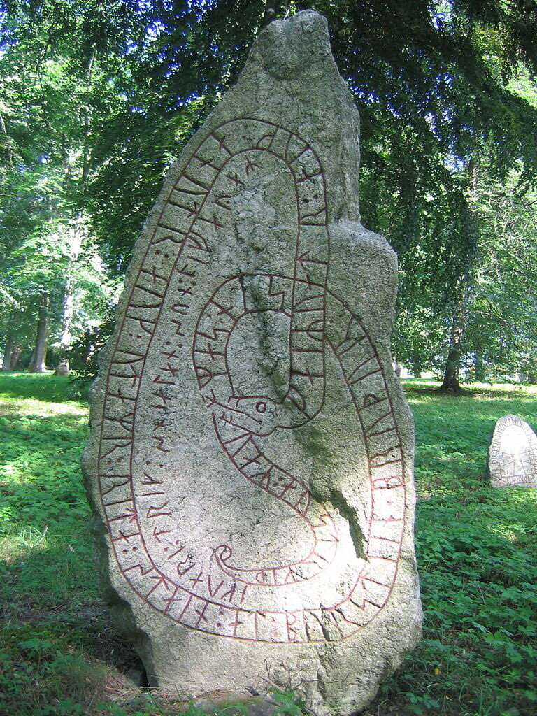 Рунический камень Ингвар