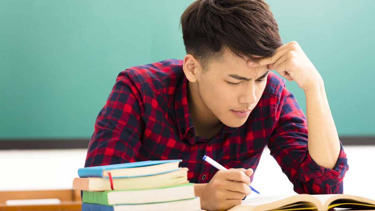 Учеба и труд все перетурут.