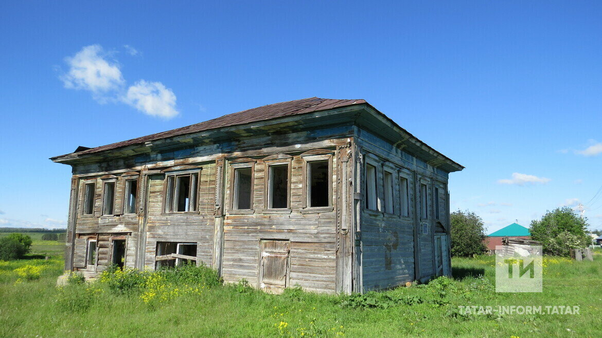 
Заброшенный дом в деревне Большая Ока
Фото: © Рифат Каюмов
