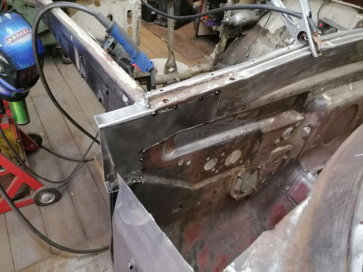 Вырезал по шаблону - прихватил - проварил..