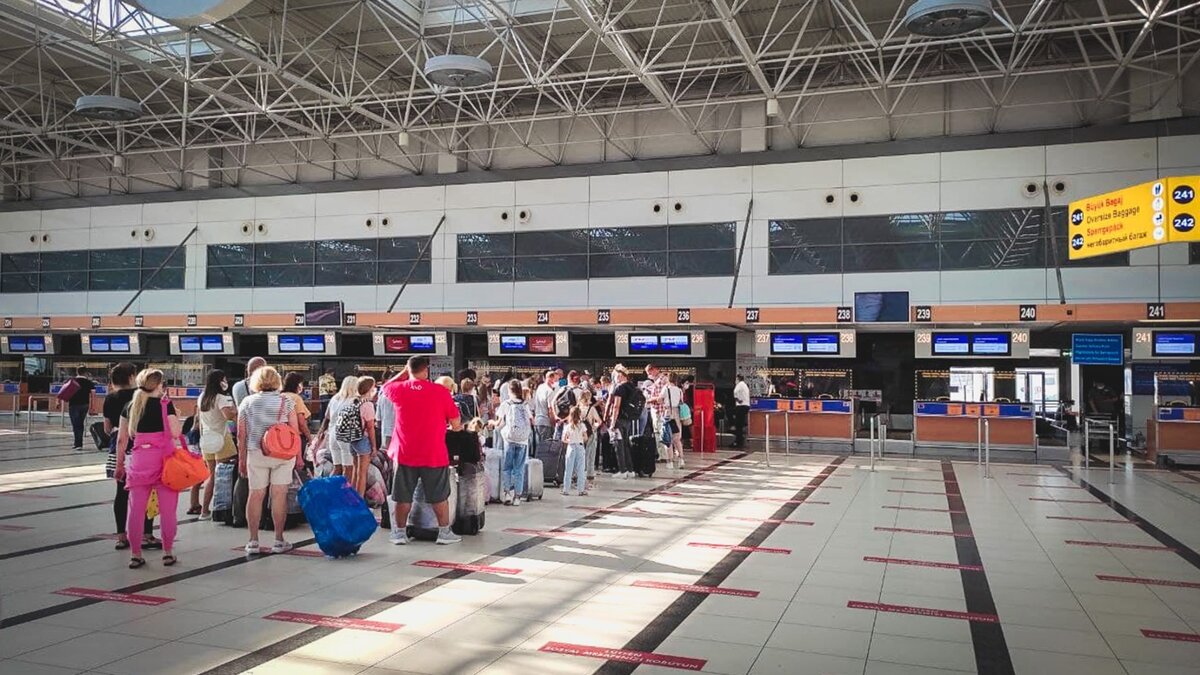     Место в гостинице нашлось только для 28 из 48 югорчан.