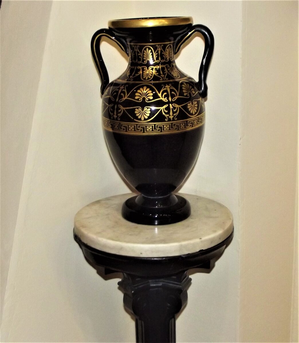         Фото из личного архива. Древний кувшинчик