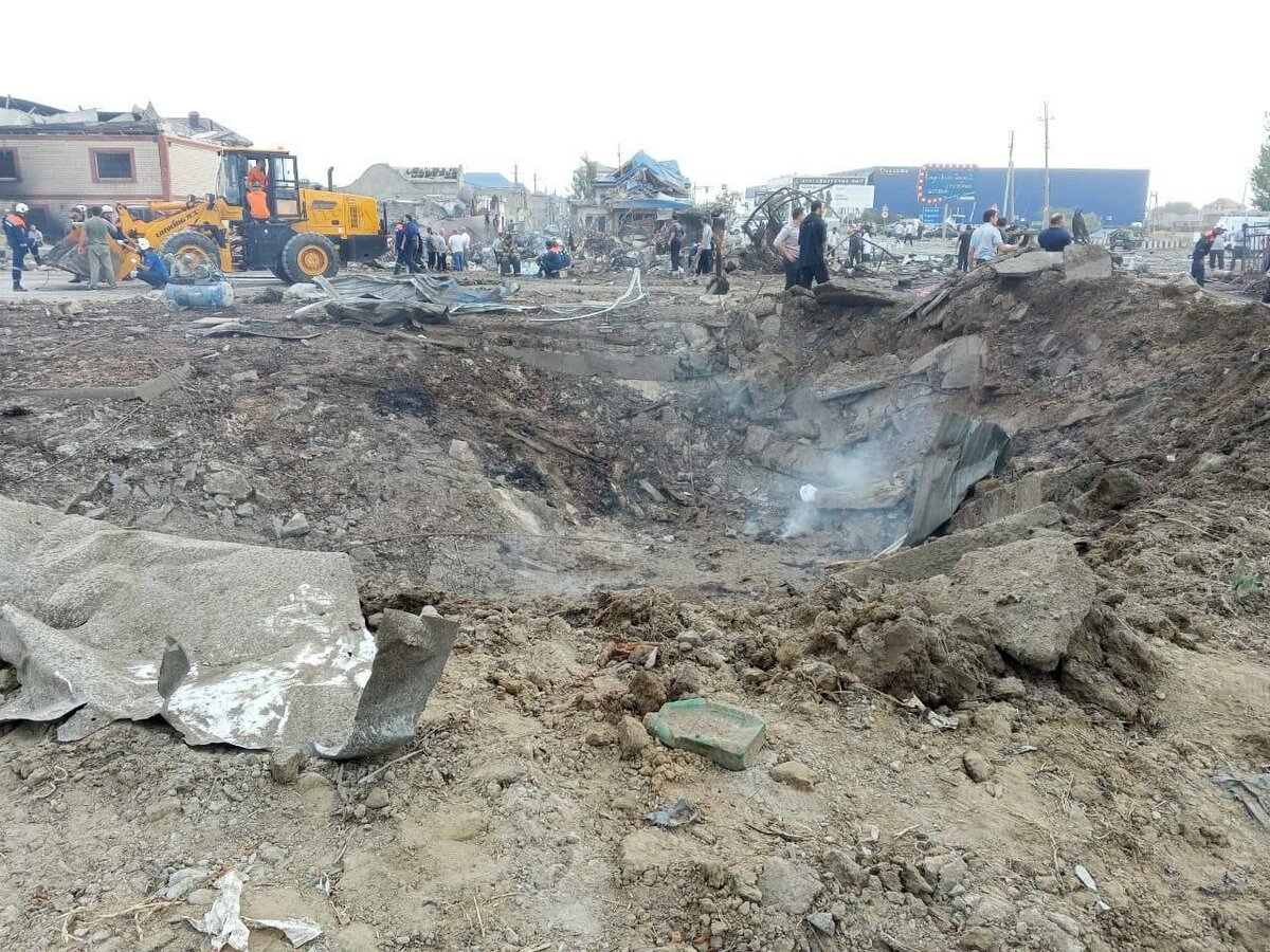 Кадры последствий взрыва, прогремевшего в столице Дагестана