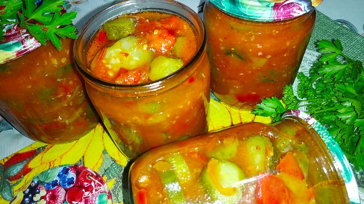 Лечо из огурцов 🥒 с помидорами 🍅 и перцем 🌶️. Относится к таким  заготовкам, которые хочется повторять каждый год. | Мои Рецептики | Дзен