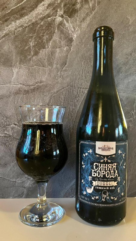 Дизайнеру бутылки сто тысяч лайков, без зазрения совести.