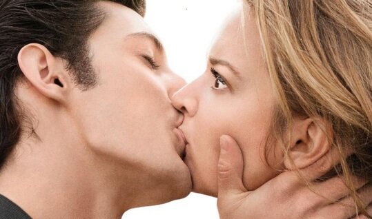 Мужской поцелуй расскажет вам все | PSYCHOLOGIES