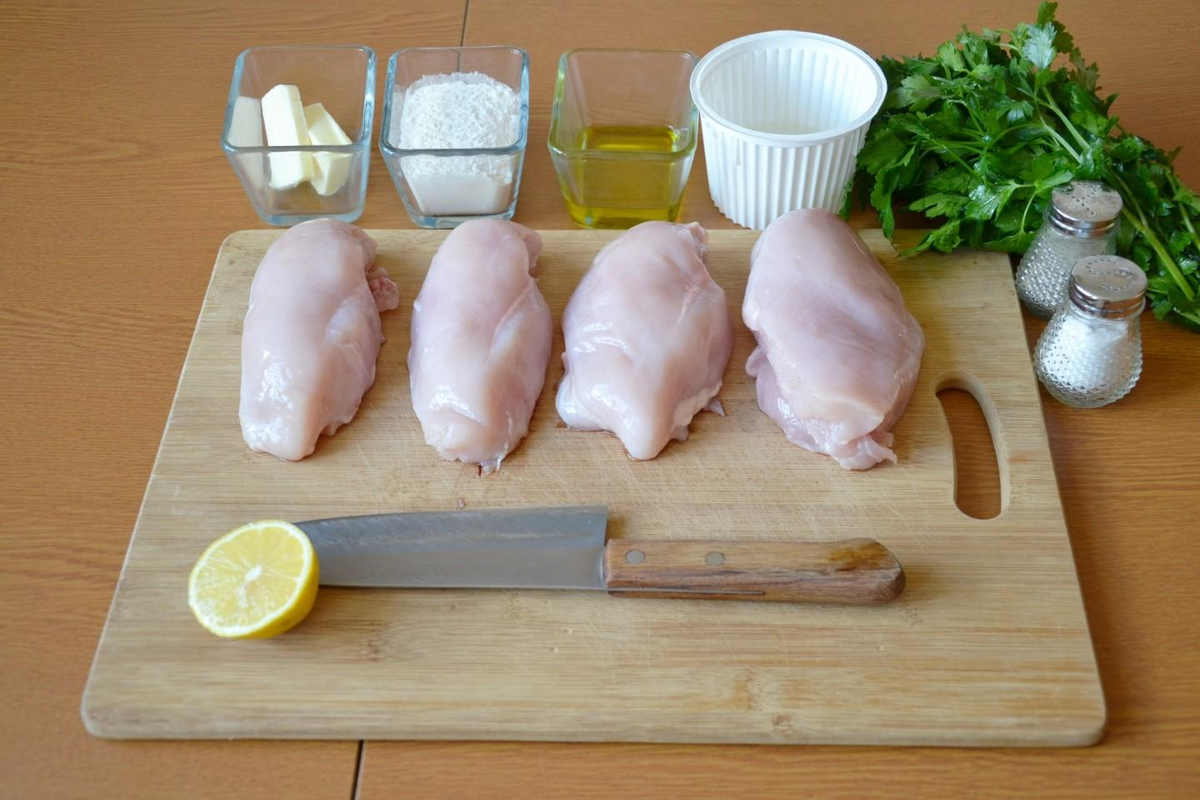 Сколько варить филе для салата. Филе куриное. Куриное филе фото. Грудка куриная Ингредиенты. Филе куры.
