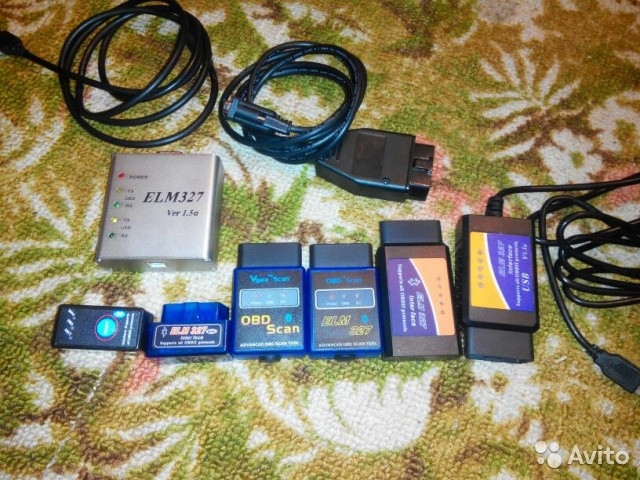 ELM327. По этой теме не то что обзор, докторскую написать можно. Очень уж обширная и долгая тема. Начиная от самого адаптера, оригинальных чипов и заканчивая тоннами разнообразного софта под всевозможные платформы, ОС и марки. Постараюсь очень кратко описать некоторые особенности, обзор то не о нем.