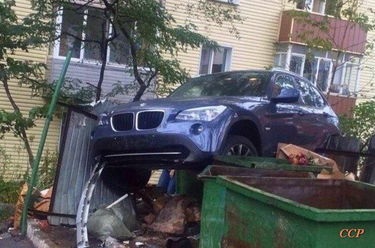 А самый главный король парковки будет в конце статьи. BMW, кроссовер, авто, транспорт