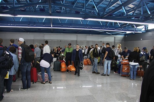 Сахалинцы массово возвращаются из Москвы без багажа