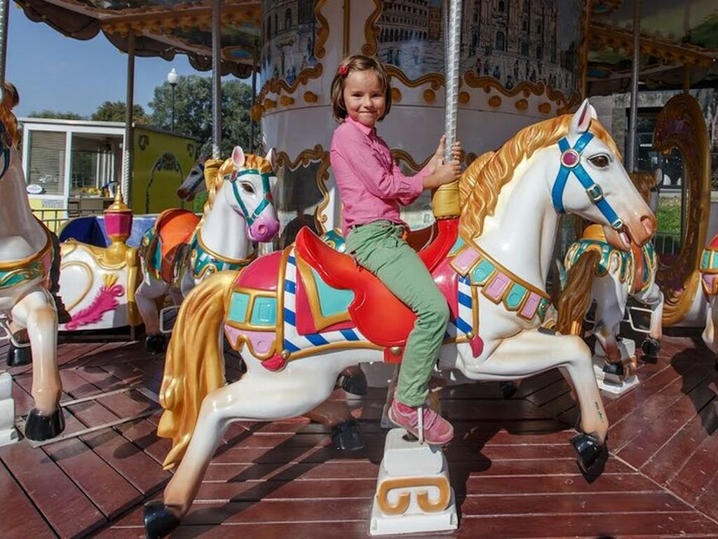 Москва днем. Развлечения в москве для детей и взрослых сегодня. Москва выходные с детьми. Москва выходные с детьми. Выходные с детьми в москве куда.