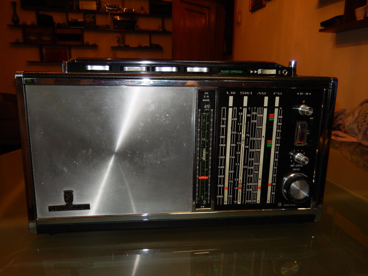 GRUNDIG  SATELLIT 6001, 1969 год выпуска