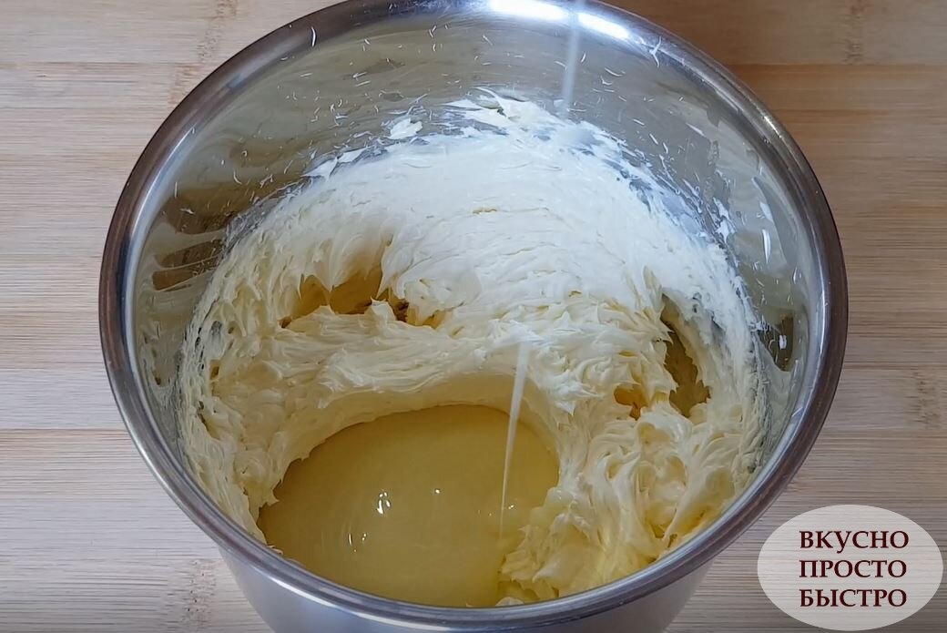 Рецепт на канале Вкусно Просто Быстро – Шоколадный торт по мотивам Киевского торта без выпечки