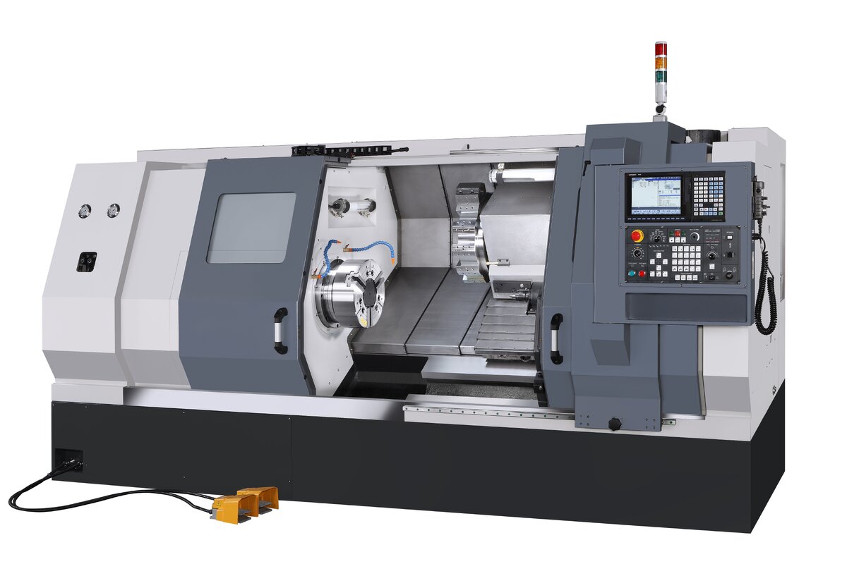 Рис. 2. Токарный станок с ЧПУ