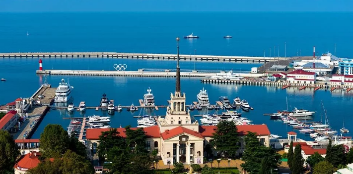 Морской порт - визитная карточка Сочи
