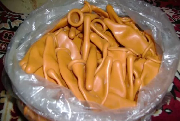 Соски-морковки. Источник фото https://local.yandex.ru/events/26763