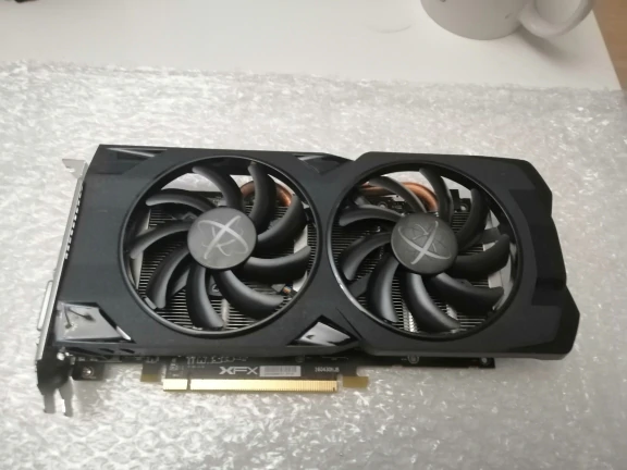 У меня стоит такая же видеокарта, она пришла в идеальном состоянии, поэтому не боитесь покупать