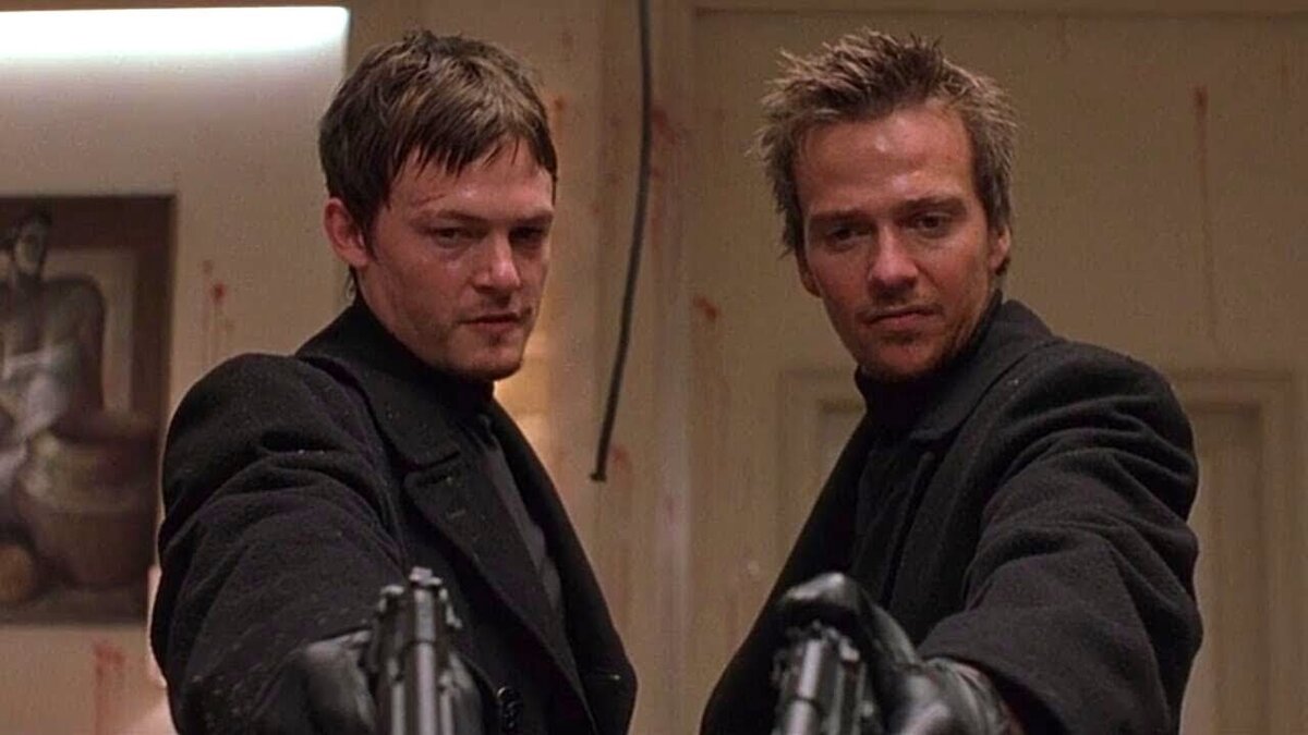 фильмы в гоблинском переводе. фильм святые из бундока. святые из бундока в переводе гоблина. святые из бундока 1999 - дмитрий пучков ( гоблин ). шон патрик флэнери святые из бундока.