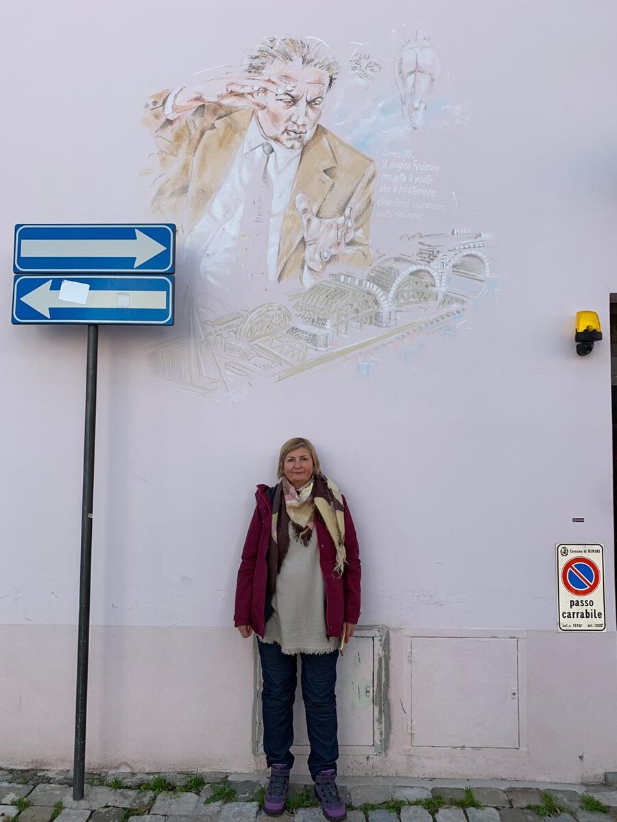 Муралис, посвященные Феллини, его фильмам и героям (в галерее)