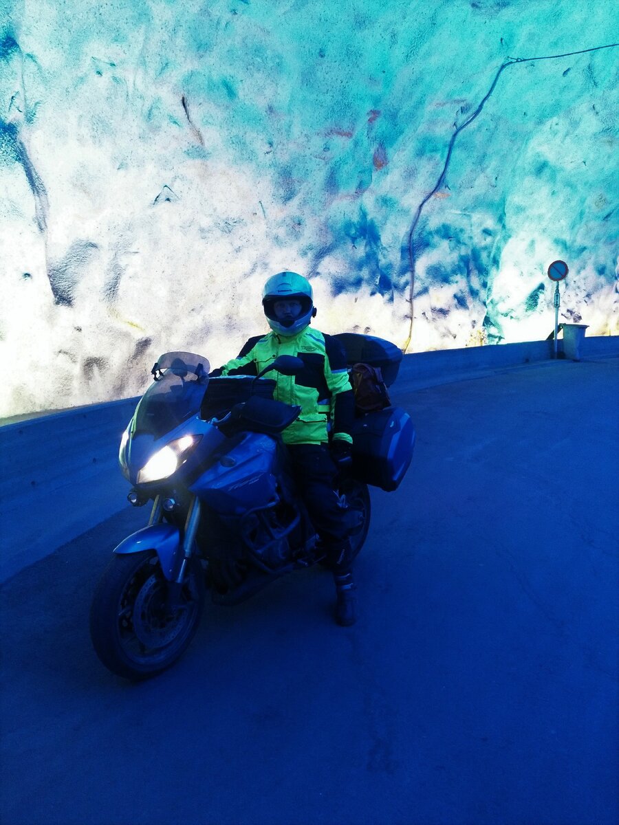 Зона отдыха в Лердальском тоннеле