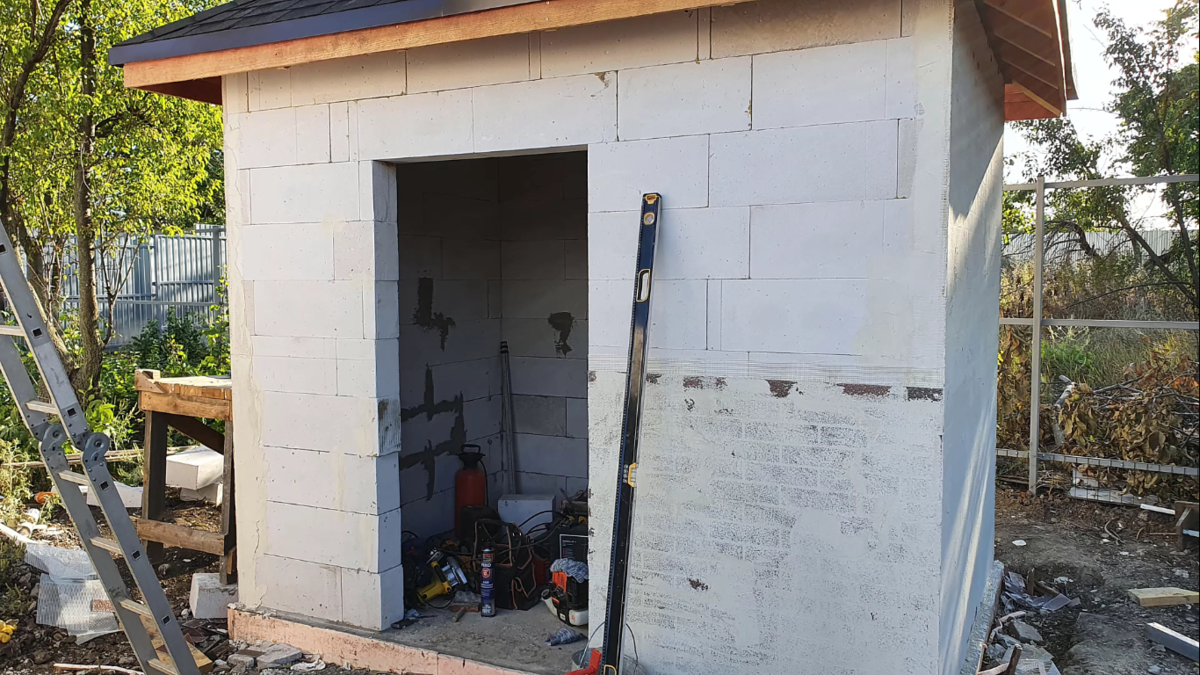 Так выглядел дом без облицовки 