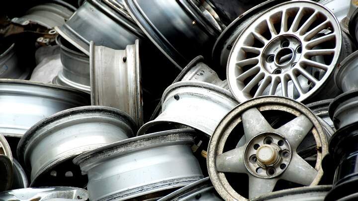 Что можно сделать с автомобильных дисков