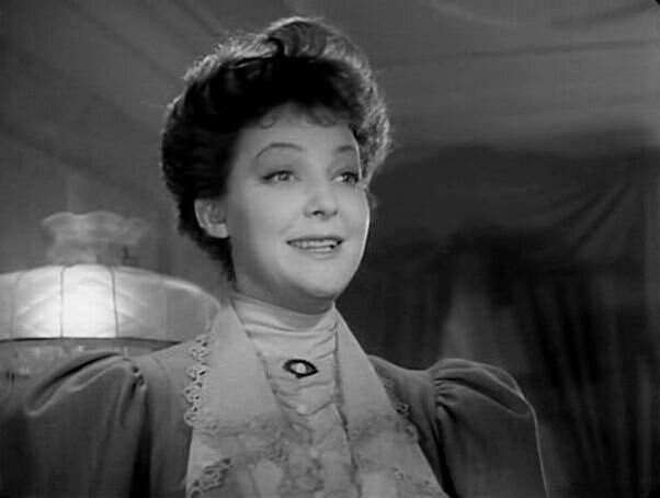 Кадр из фильма "Поединок", СССР, 1957 год. Шурочка.