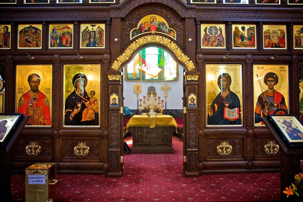 Почему алтари православных храмов смотрят на восток