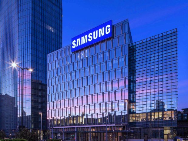 В III квартале 2021 года компания Xiaomi заняла первое место на рынке смартфонов в РФ.