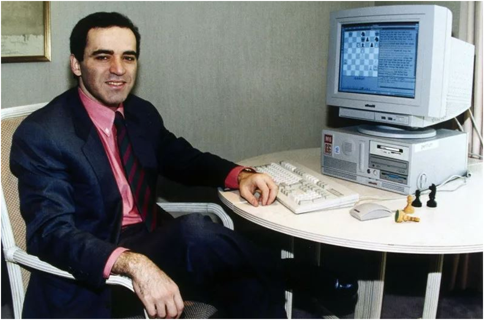 Борис Каспаров. Гарри Каспаров в молодости. Каспаров в 1978 фото. Каспаров и компьютер.