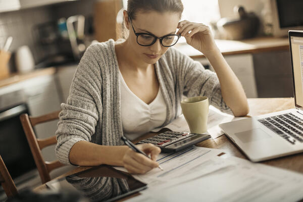 Самозанятые и пособия на ребенка.