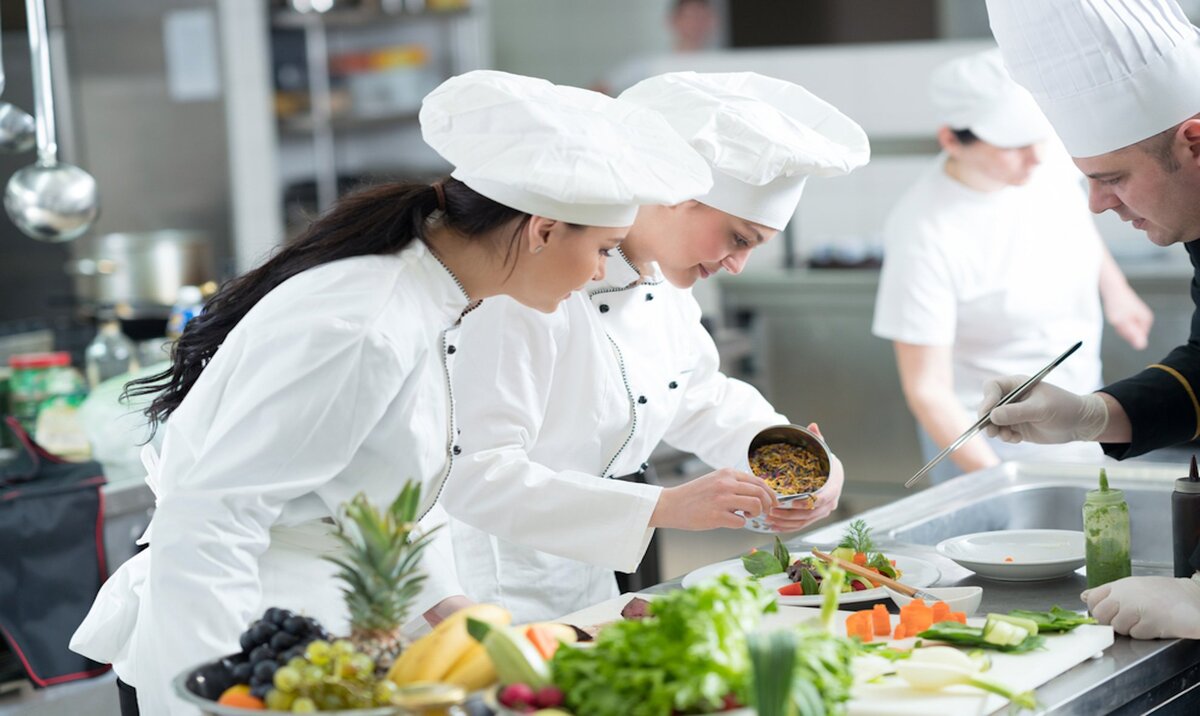 Фото: https://kartinkin.net/uploads/posts/2022-12/1670237334_kartinkin-net-p-professiya-povar-kartinki-instagram-14.jpg