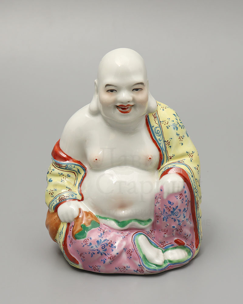 Китай, 1950-60 годы, фарфор, полихромная роспись. Фото с нашего сайта dvaveka.ru. Этот предмет можно приобрести. 