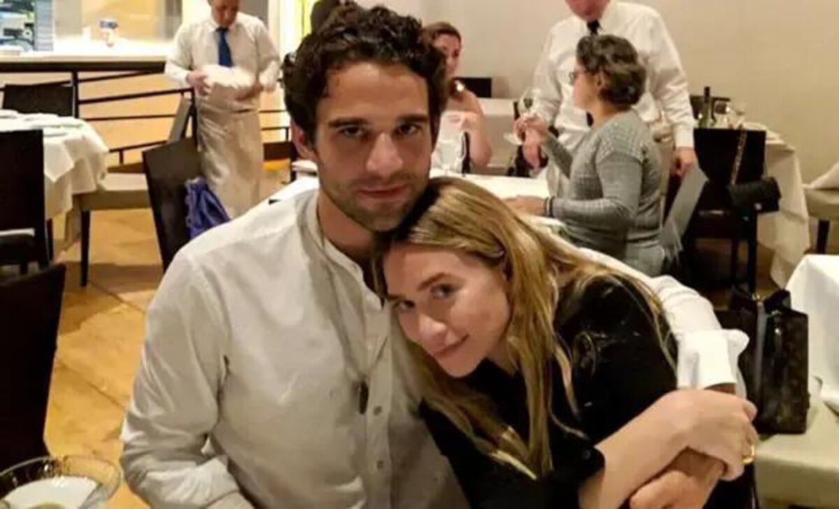    Эшли Олсен и Луи Эйснер