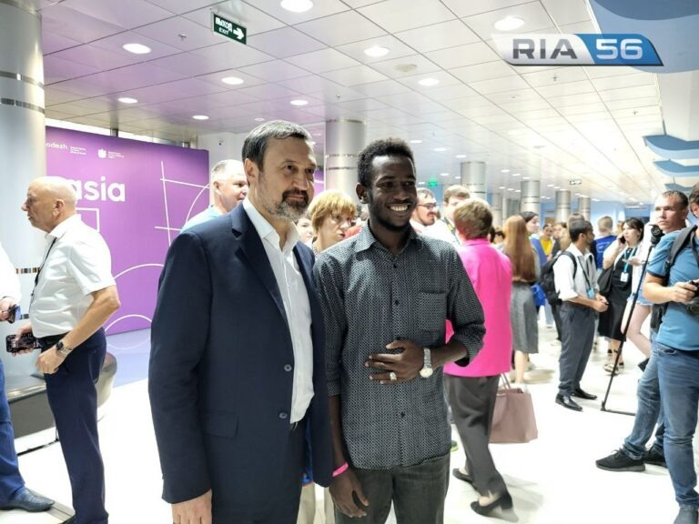    Международный молодежный форум «Евразия Global» в Оренбурге открыт Андрей Севостьянов