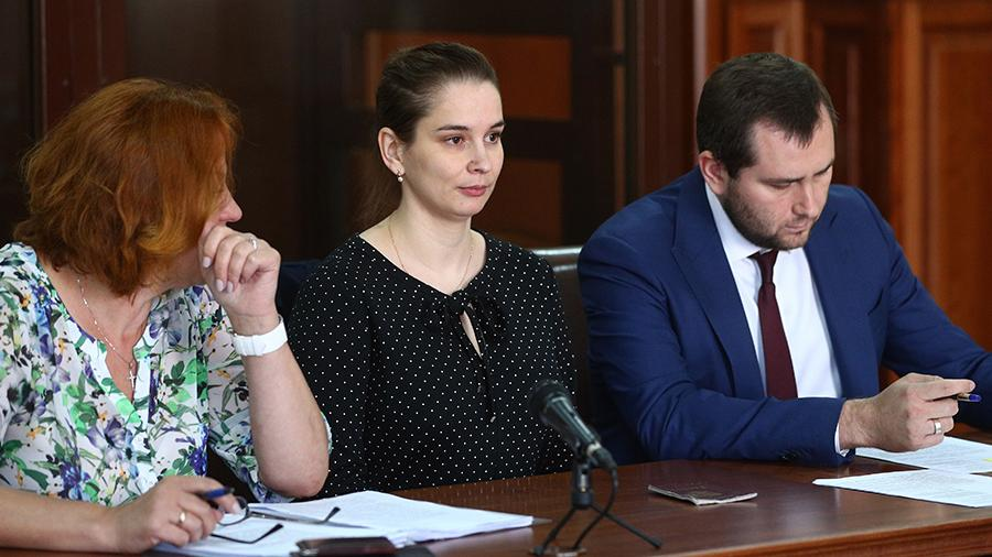 Рассмотрение апелляции на постановление о домашнем аресте врача-неонатолога Элины Сушкевич в Калининграде. Фото: ТАСС/Невар Виталий