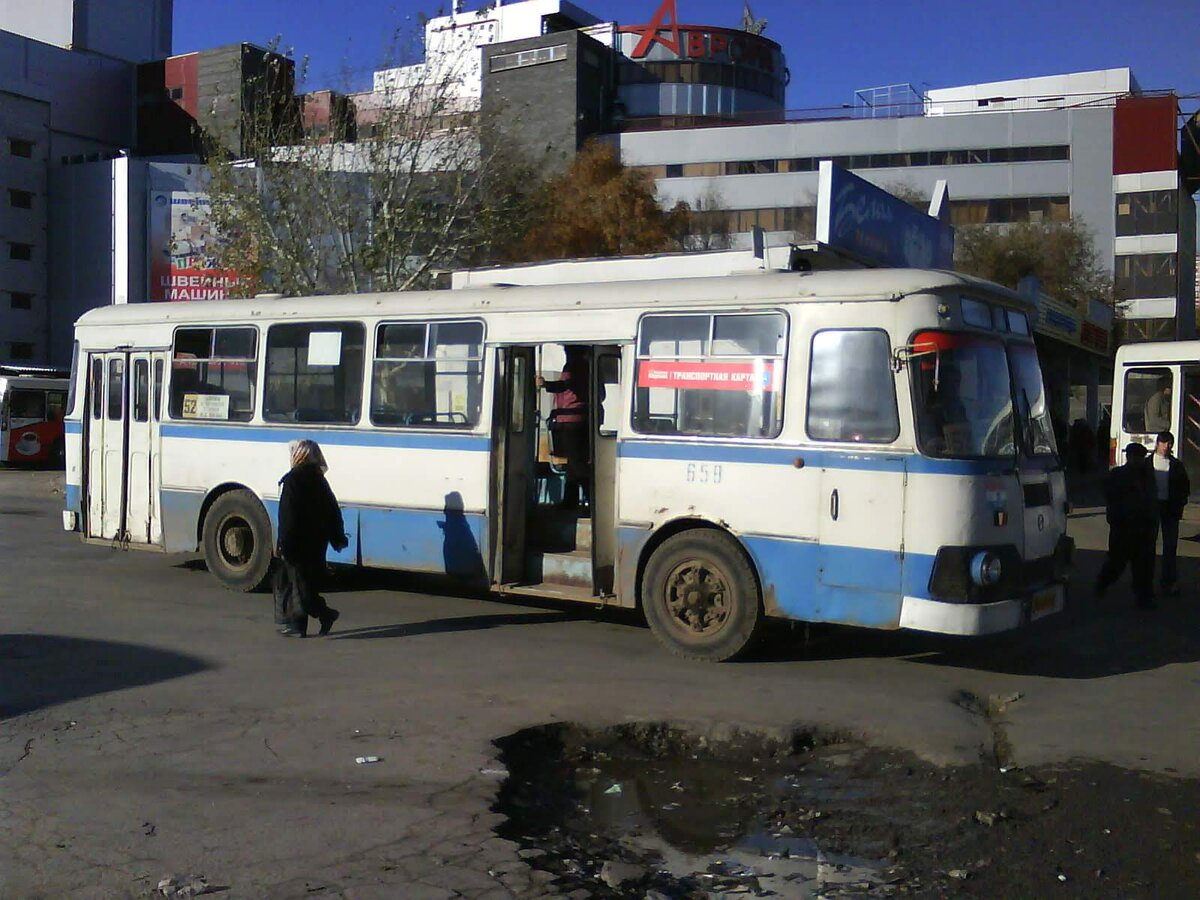 17 автобус самара. Автобус Самара. Маршрут 41 автобуса Самара. Конфликт на 1 автобусе Самара. 12 Автобус Самара.