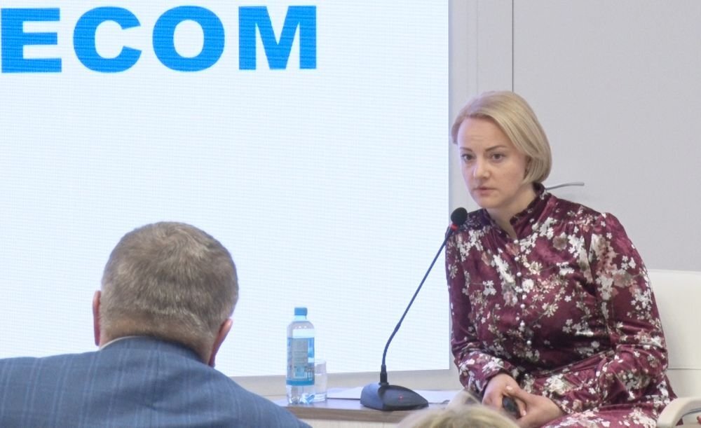 Вице-губернатор Мария Литовко выступает на заседании форума "Диалог с бизнесом". 22.02.20. Фото: Кирилл Сомов