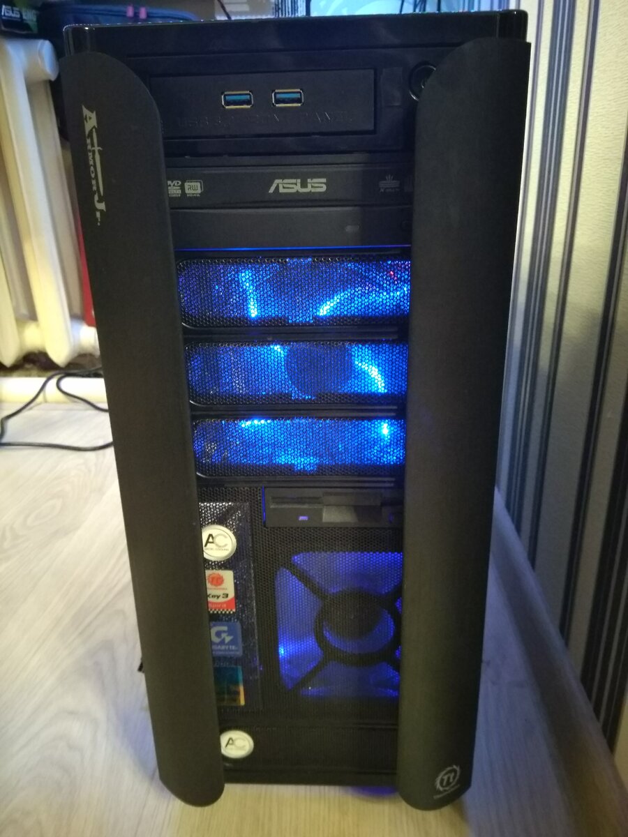 Топовый игровой пк 2008. Пк 2008. Системный блок асус 2008. Комп из 2008. Комп 2005 года.