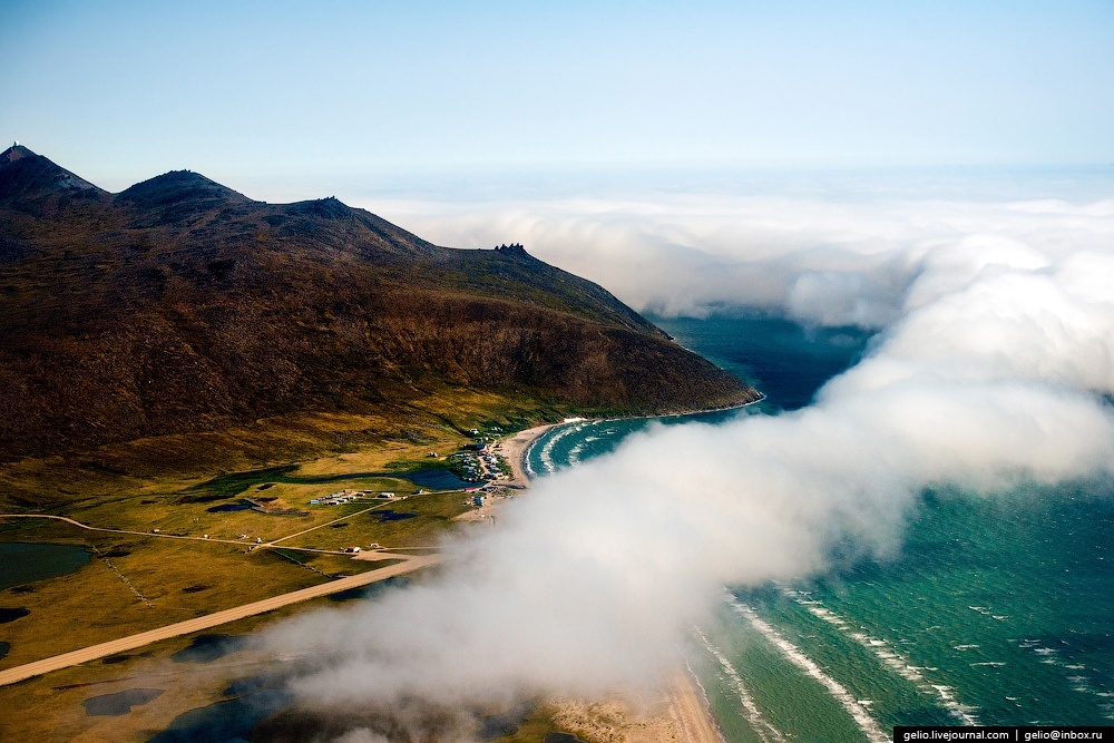 Вид на мыс Принца Уэльского. Именно здесь, первым из европейцев, побывал Михаил Гвоздёв. 