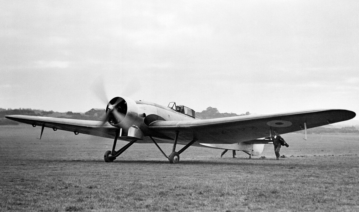 Bristol Type 138 на аэродроме. Фото: Air Historical Branch-RAF/MOD