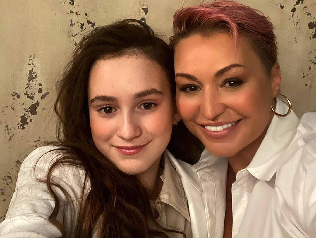 Катя Лель с дочкой