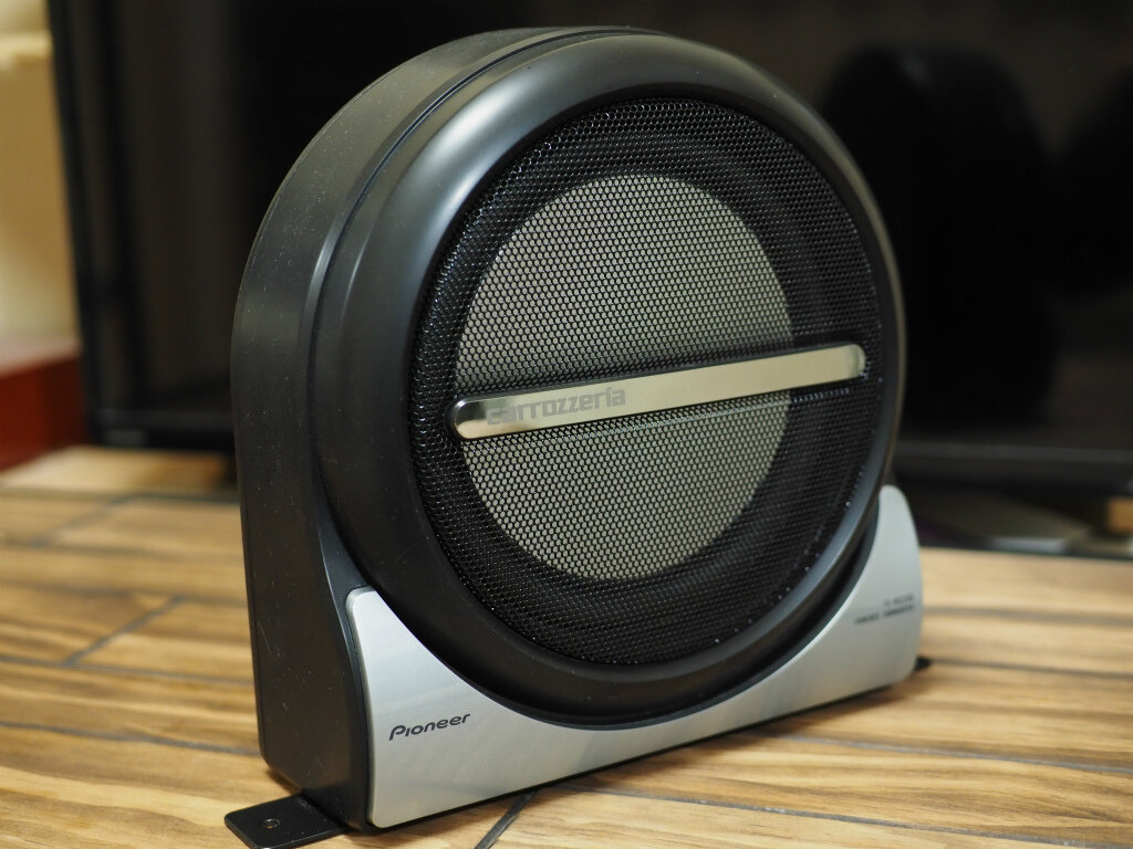 Pioneer TS-WX210A (фото yahoo.aleado.ru)