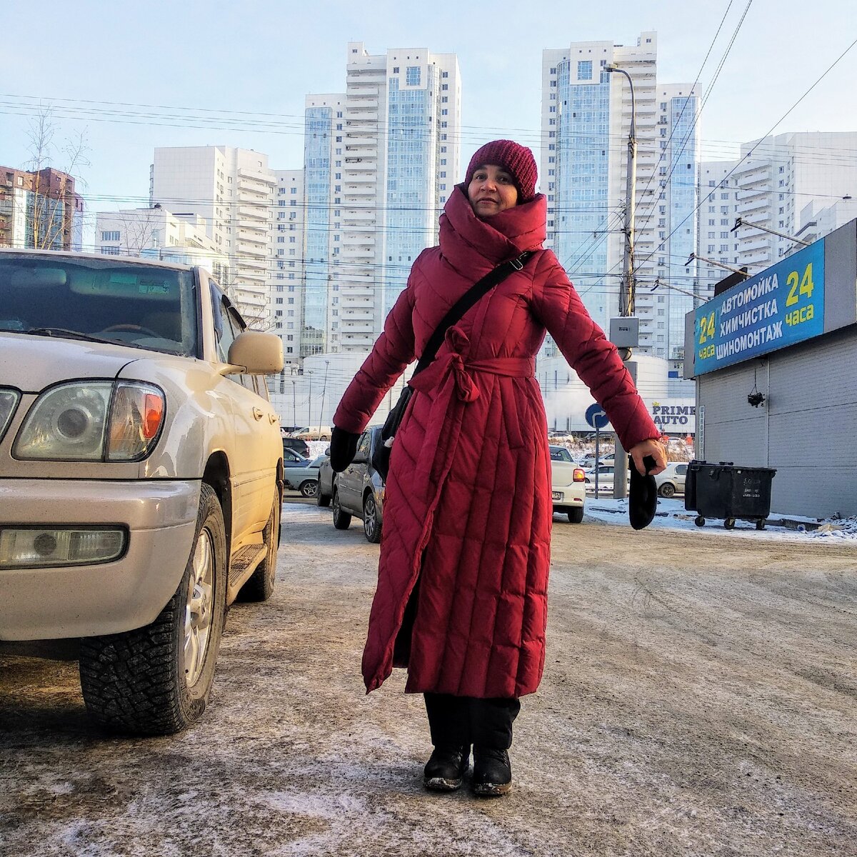 Тепло одета, однозначно. Пережила нарушение.