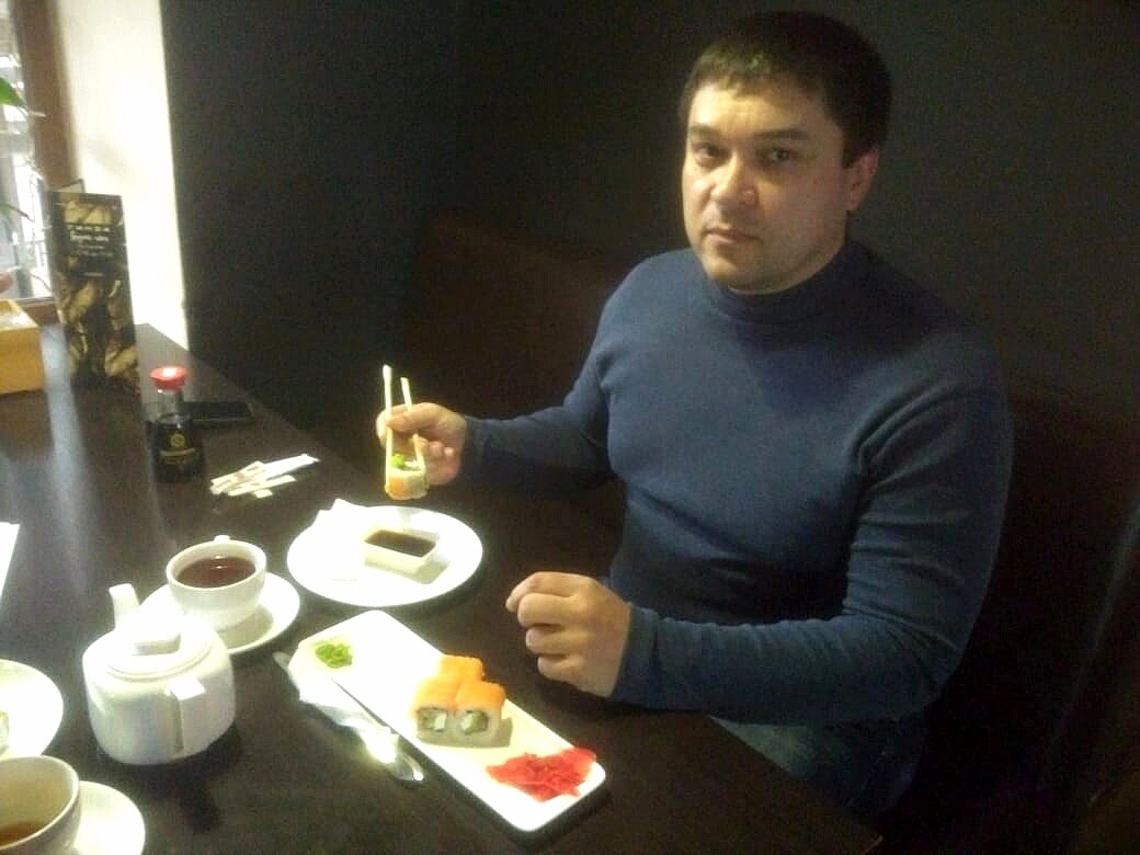 Кирилл Юдин  - один из сценаристов знаменитого телесериала "Глухарь"